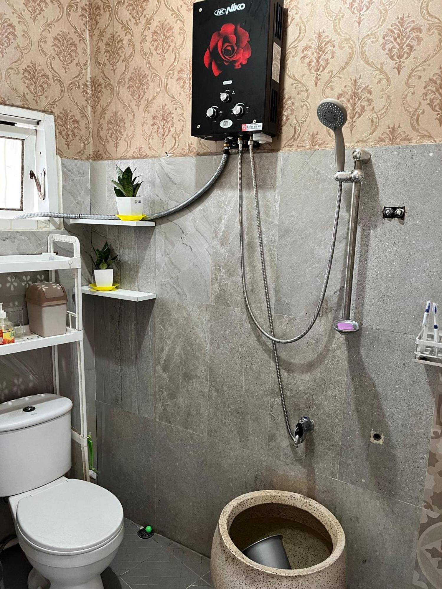 Java Hostel Tumpak Sewu Sidomukti Kültér fotó
